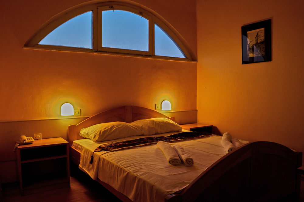 Hotel Art 2*